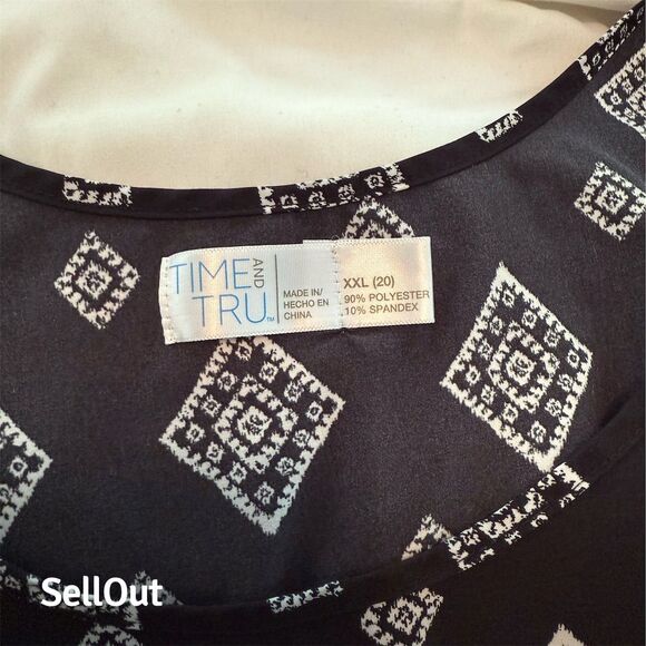 Time and Tru Women's Black Geometric Tank Top Size 20 XXL - Picture 3 of 3